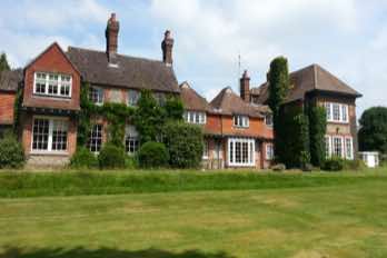 This project required a complete strip out and replacement of the existing services and finish and major structural reconfiguration of an existing manor house. Project was completed at the end of 2016 with a total cost of circa £1.6m. <br/><br/>MVW Consultancy acted as Contract Administrator and Quantity Surveyor.